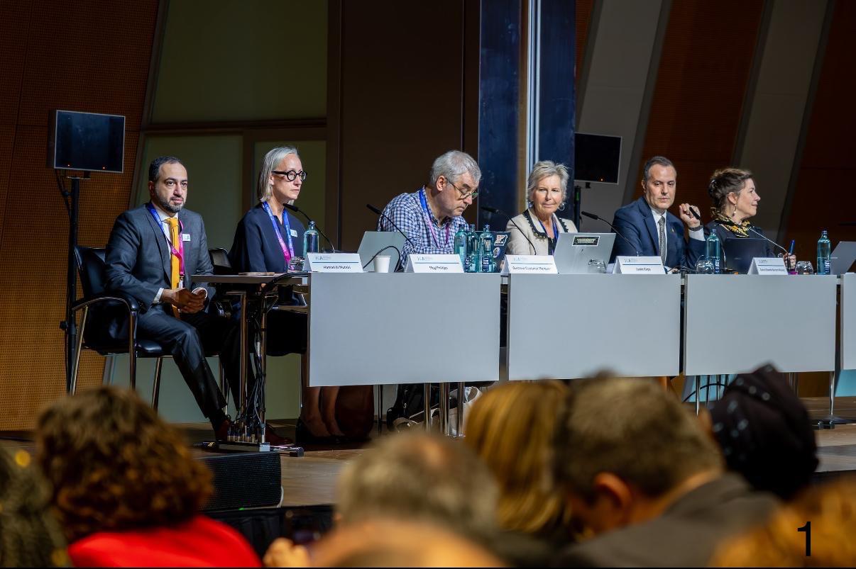 الإمارات تحصد منصباً دولياً جديداً في مجال الأرشفة  الدكتور حمد عبد الله المطيري نائباً لرئيس المجلس الدولي للأرشيف لشؤون البرامج 